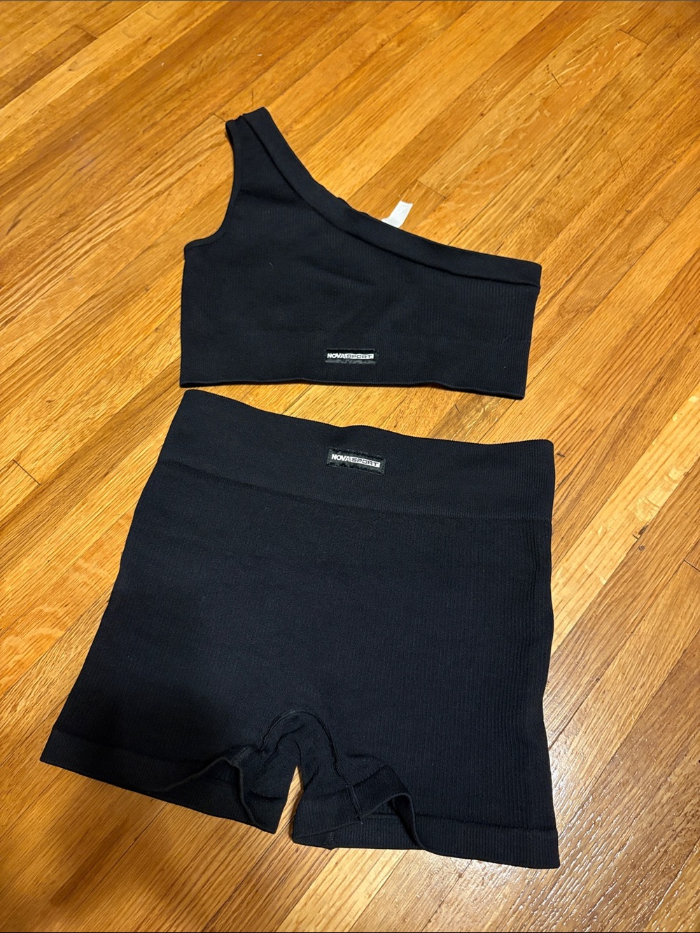Black Ribbed gym set Comfortable Stretch